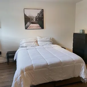https://logement-charlesbourg.hotelsquebeccity.net