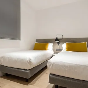 https://aspasios-sagrada-familia-apartments.topbarcelonahotels.com