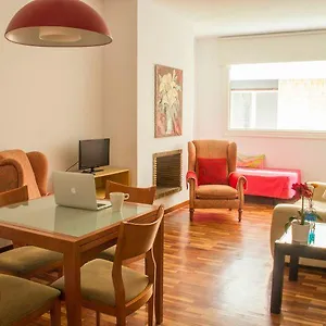 https://sweet-bcn-three-bedroom-apartment.topbarcelonahotels.com